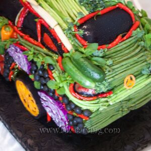 Автомобиль из овощей
